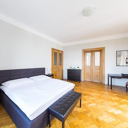 Boheme Apartment Prague Three Bagian luar foto