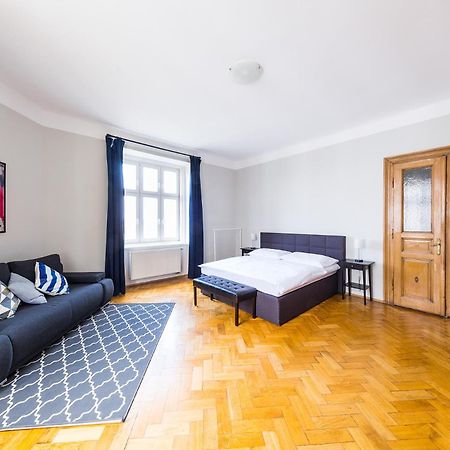Boheme Apartment Prague Three Bagian luar foto