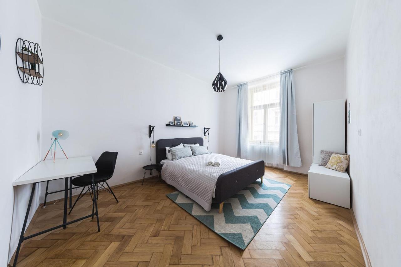 Boheme Apartment Prague Three Bagian luar foto