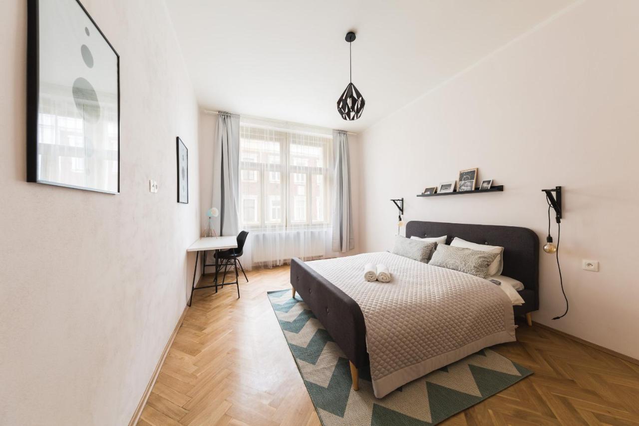 Boheme Apartment Prague Three Bagian luar foto