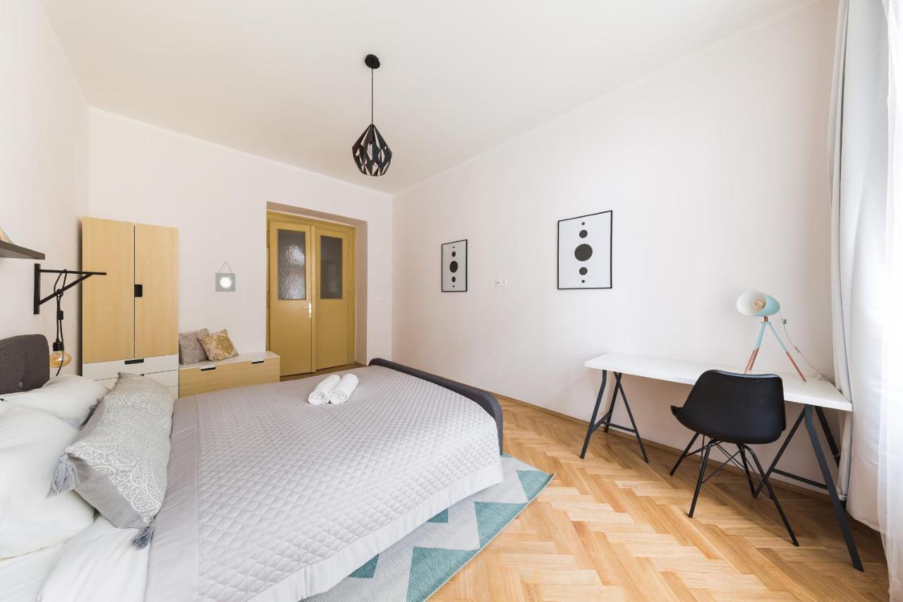 Boheme Apartment Prague Three Bagian luar foto